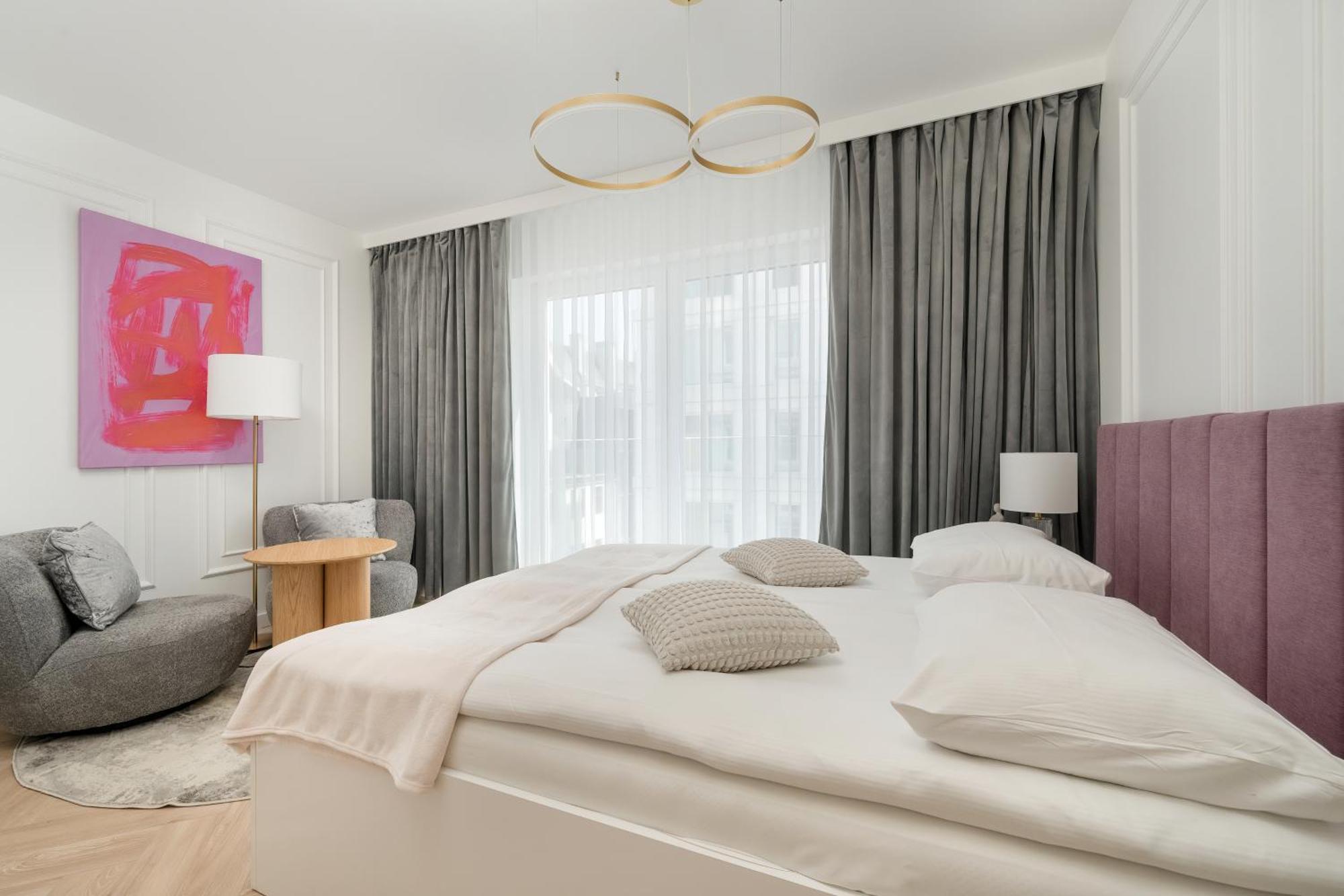 Elegancki Apartament Z Parkingiem Blisko Starego Miasta By Noclegi Renters Wroclaw Luaran gambar
