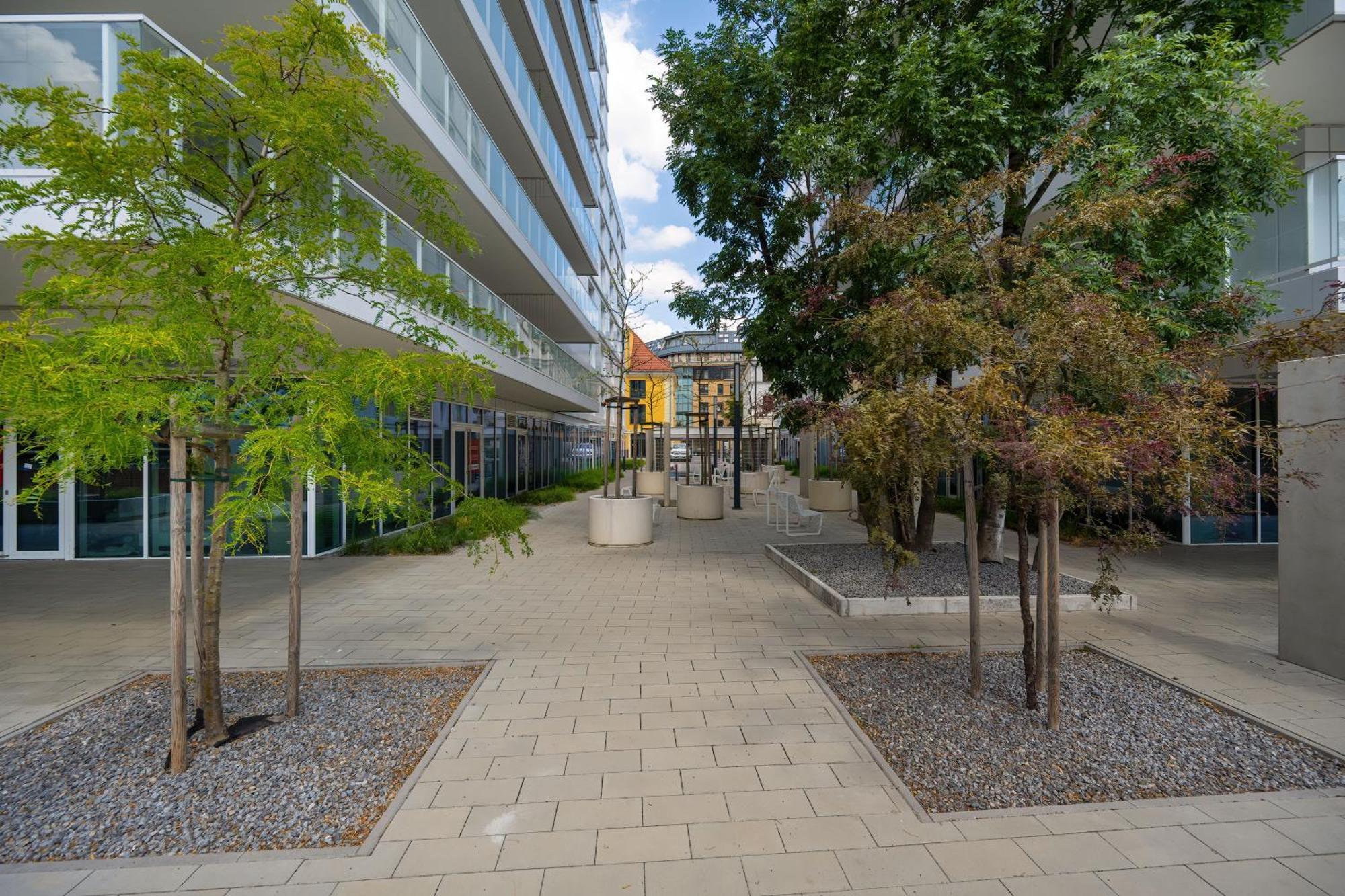 Elegancki Apartament Z Parkingiem Blisko Starego Miasta By Noclegi Renters Wroclaw Luaran gambar