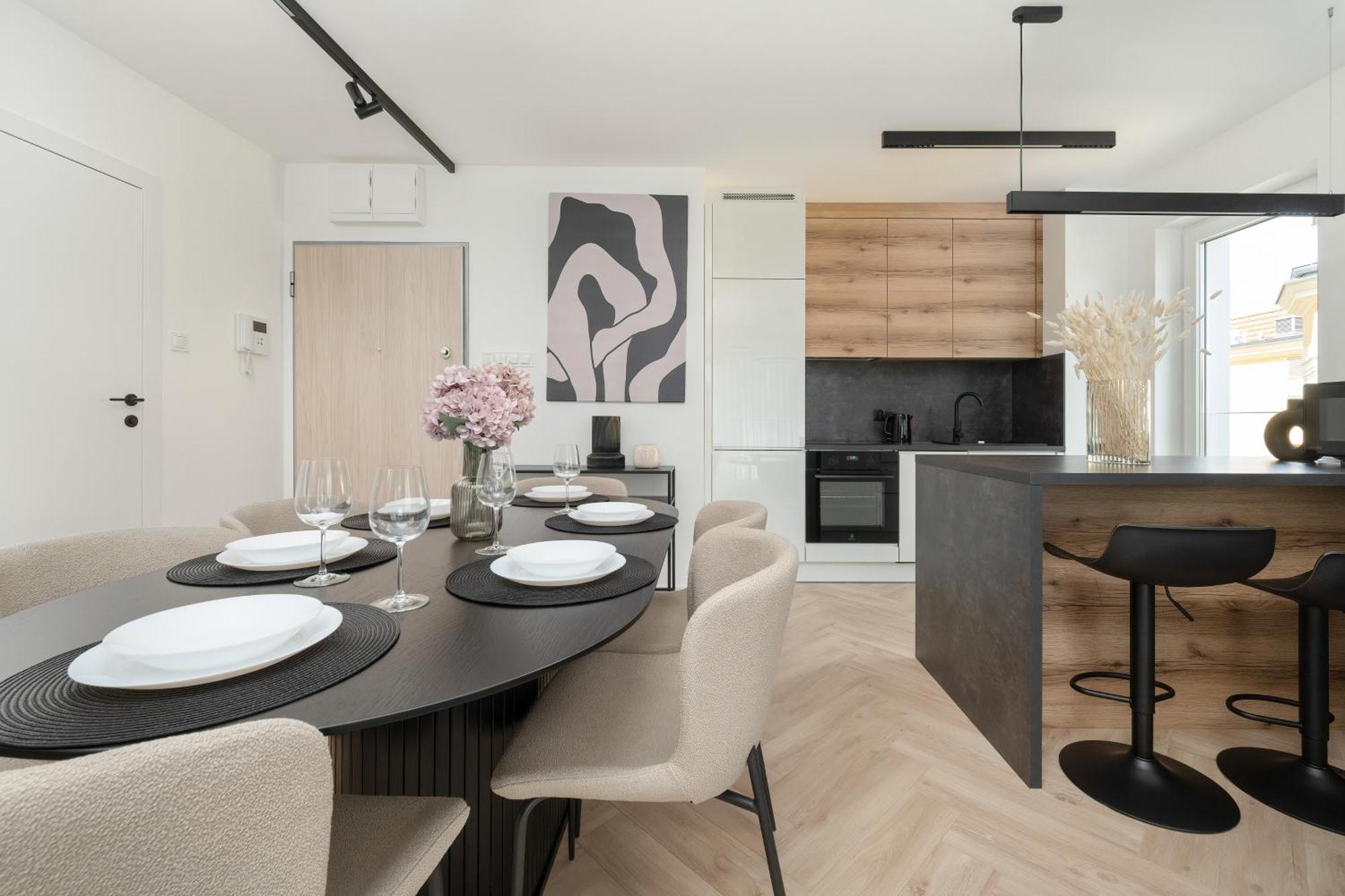 Elegancki Apartament Z Parkingiem Blisko Starego Miasta By Noclegi Renters Wroclaw Luaran gambar