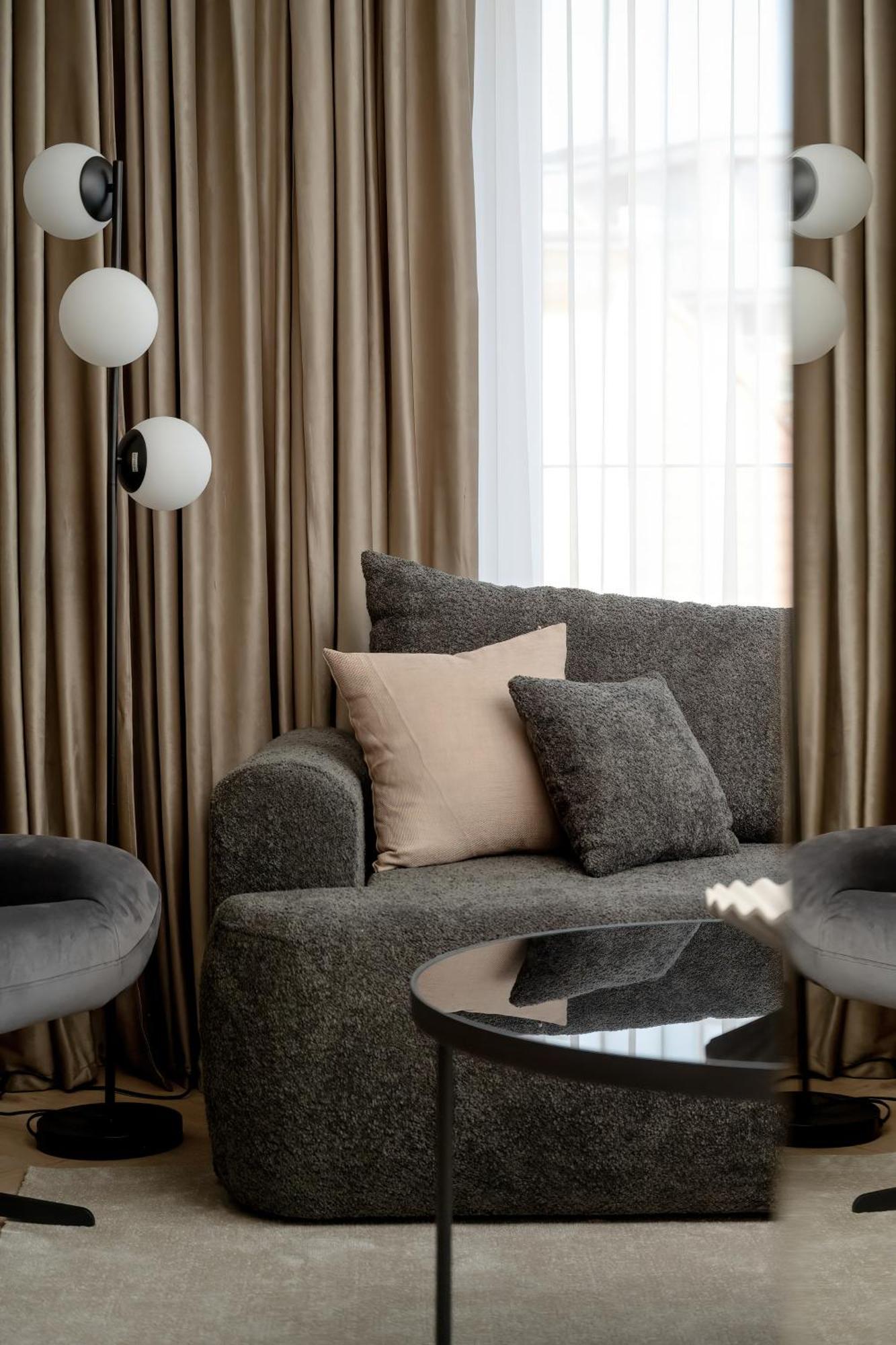 Elegancki Apartament Z Parkingiem Blisko Starego Miasta By Noclegi Renters Wroclaw Luaran gambar